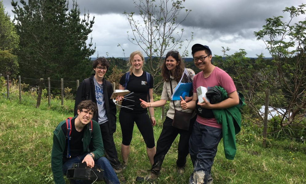 A group of Forest & Bird Youth members set out tracking tunnels.