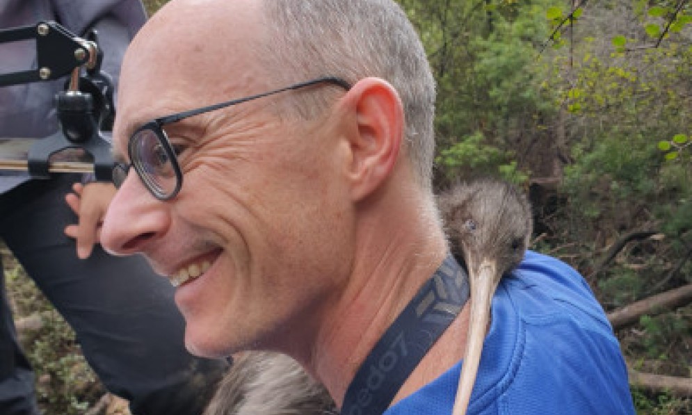 Prof Stephen Marsland with kiwi Tashu