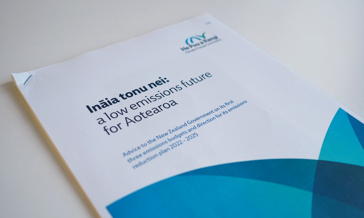 Image of the cover page of the final Climate Commission Report to the Govt