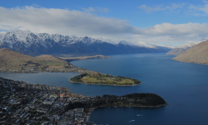 A landscape image of the Otago Lakes District.
